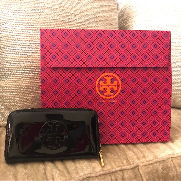 Tory Burch Handbags - TORY BURCH Stacked Patent Leather Wallet